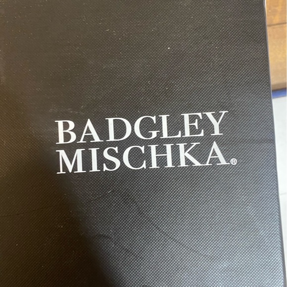 Badgley Mischka Heels glitter champagne size 6 EUC - Picture 12 of 13